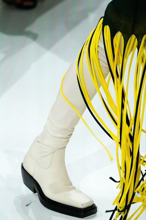 White boots by Bottega Venetta | Botas blancas de Bottega Venetta