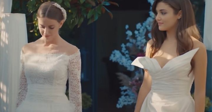 Vestidos de novia de Eda y Selim. Sen Cal Kapimi. Love is in the Air. Eda Yildiz Outfit. Wedding Dress.