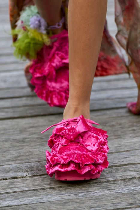Collina Strada velvet pink oxford. Spring summer 2023.
women shoes. zapatos de mujer.
Primavera-verano 2023